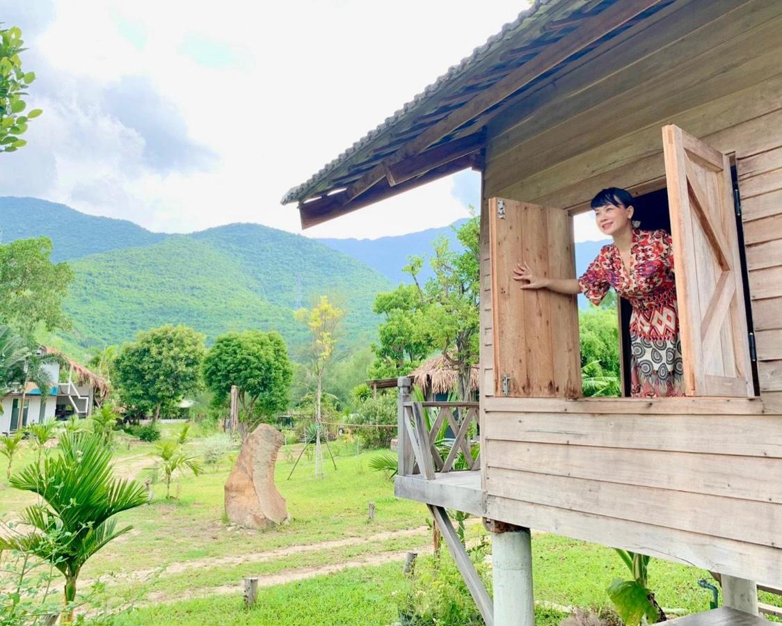 Homie Hava Homestay Lang Co Exterior foto